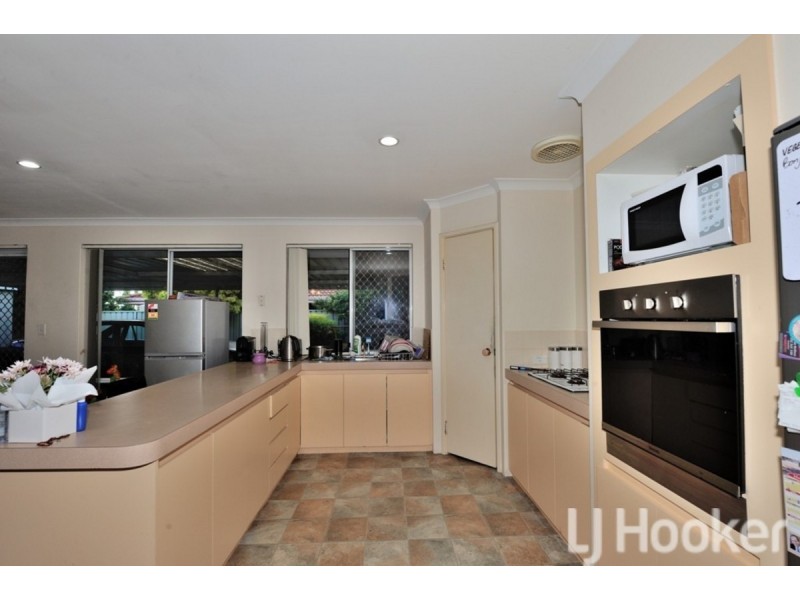 13 La Grange Place, Meadow Springs WA 6210