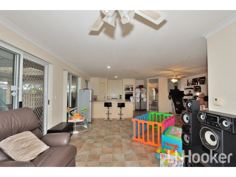 13 La Grange Place, Meadow Springs WA 6210