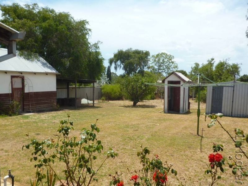 16 Elizabeth Street, Mandurah WA 6210