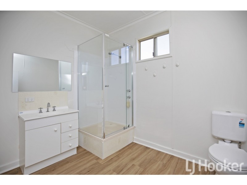 30 Linley Road, Wannanup WA 6210