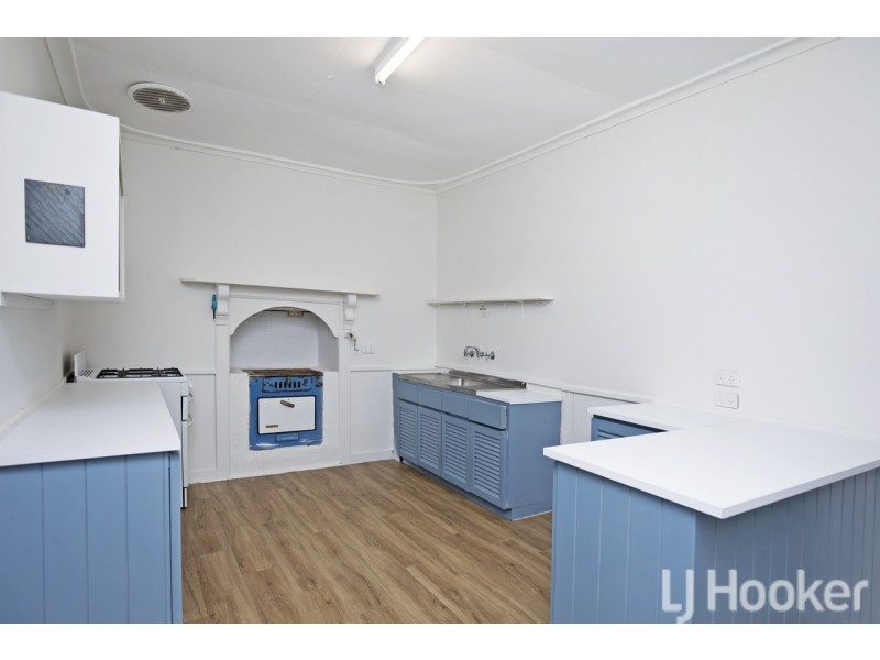 30 Linley Road, Wannanup WA 6210