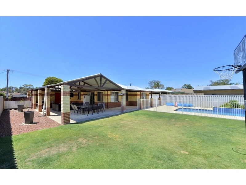 9 Marungi Way, Greenfields WA 6210