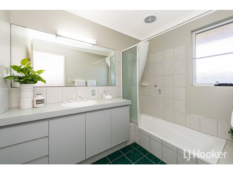 29 Admiralty Crescent, Halls Head WA 6210