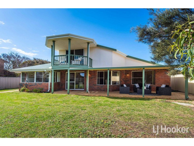 29 Admiralty Crescent, Halls Head WA 6210