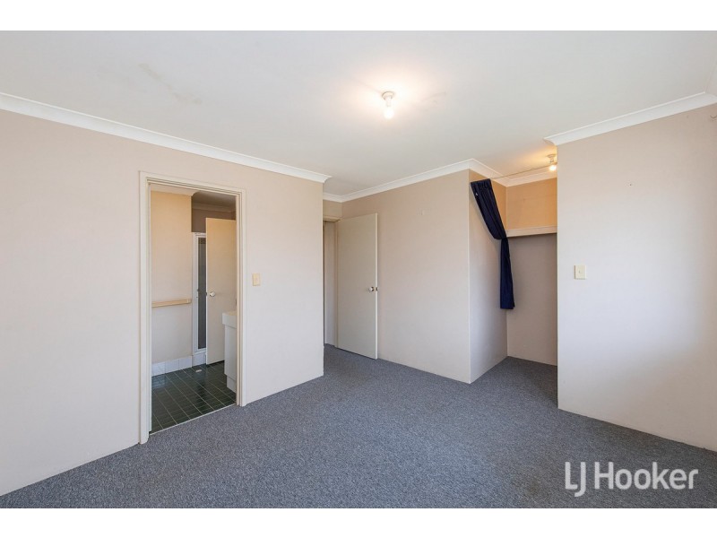 1/6 Bucentaur Place, Halls Head WA 6210