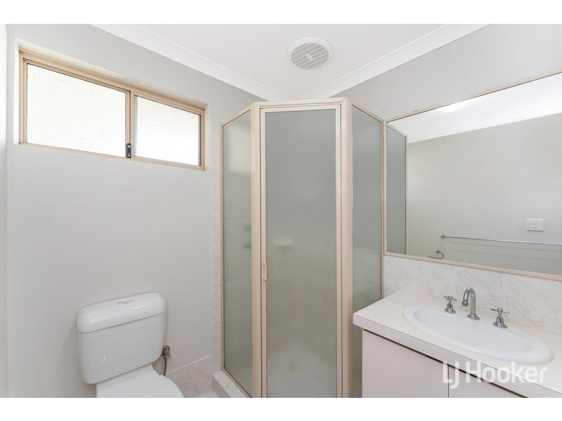 17 Lilac Green, Halls Head WA 6210