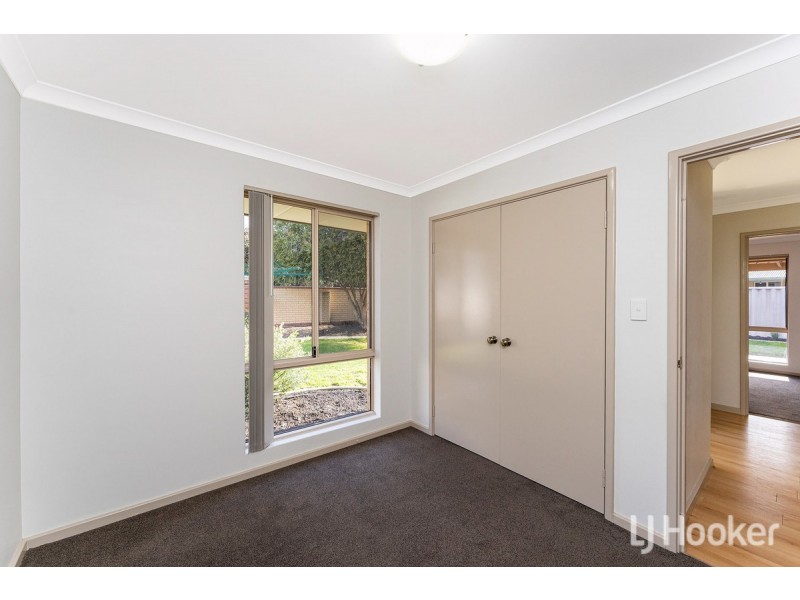 17 Lilac Green, Halls Head WA 6210