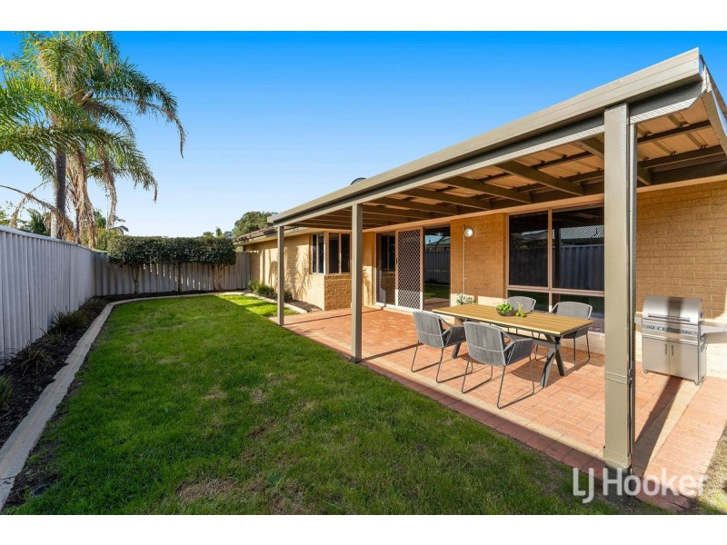 17 Lilac Green, Halls Head WA 6210
