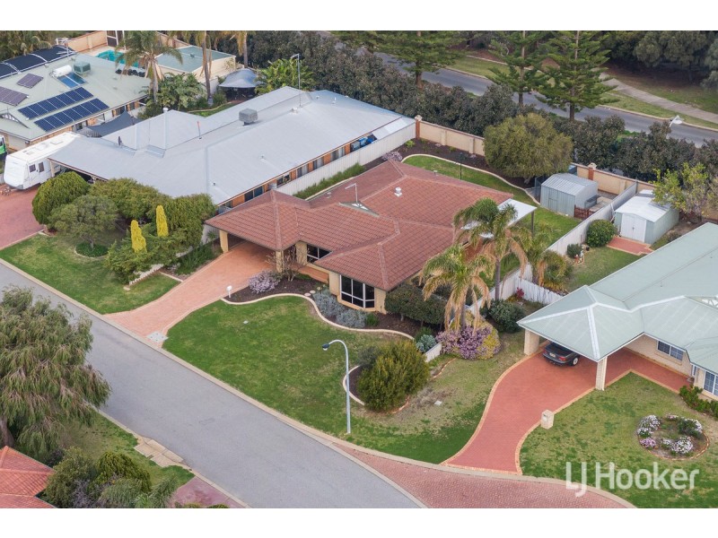 17 Lilac Green, Halls Head WA 6210