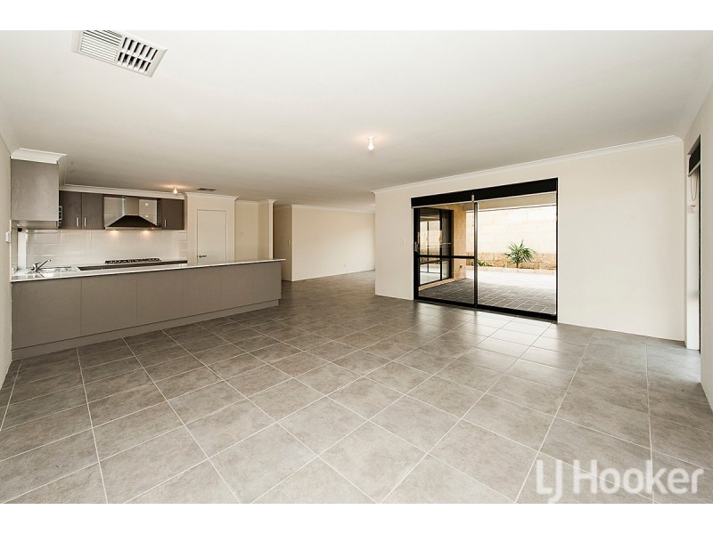 28 Lakeway Retreat, Dawesville WA 6211