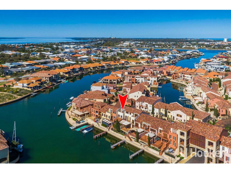 4/18 port Quays, Wannanup WA 6210