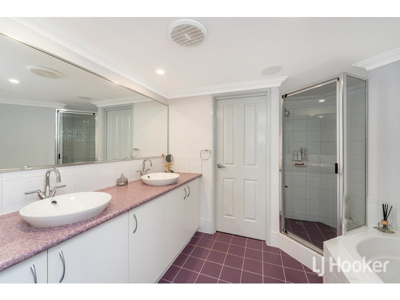4/18 port Quays, Wannanup WA 6210