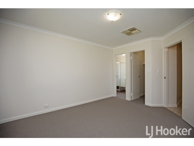 70 Chatsworth Drive, Erskine WA 6210
