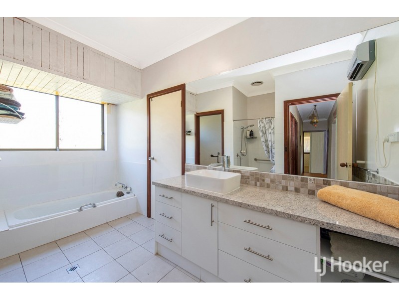25 Matthie Road, Barragup WA 6209