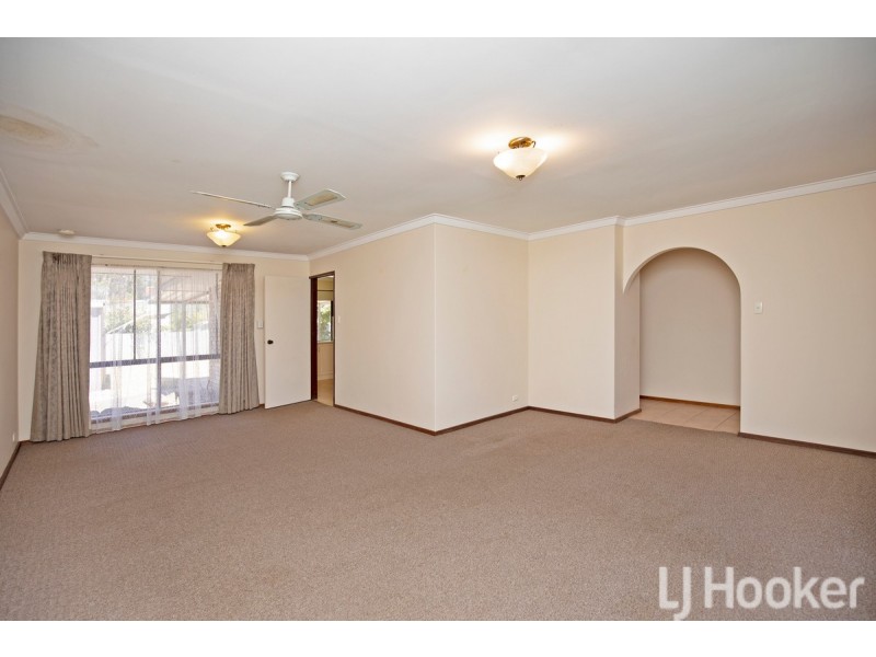 35 Kookerbrook Street, Dudley Park WA 6210