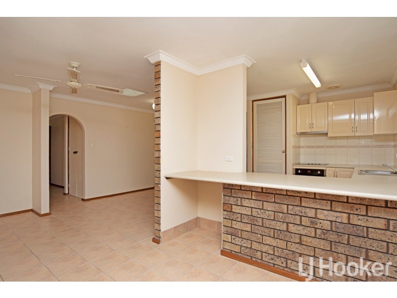 35 Kookerbrook Street, Dudley Park WA 6210