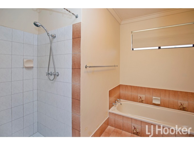 35 Kookerbrook Street, Dudley Park WA 6210