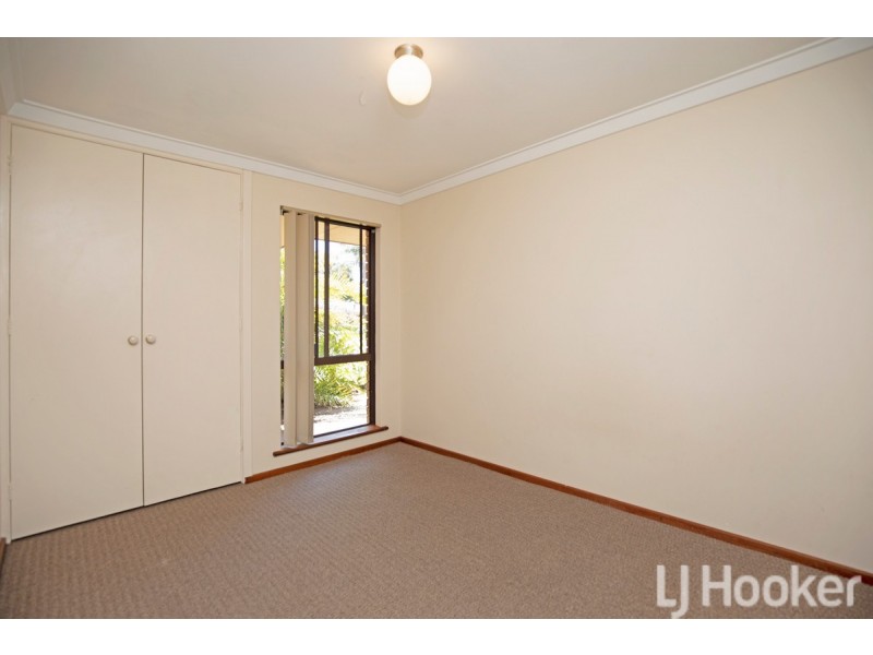 35 Kookerbrook Street, Dudley Park WA 6210