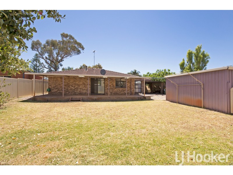 35 Kookerbrook Street, Dudley Park WA 6210