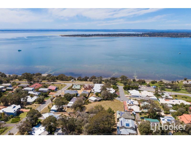 2 Avon Court, Dawesville WA 6211