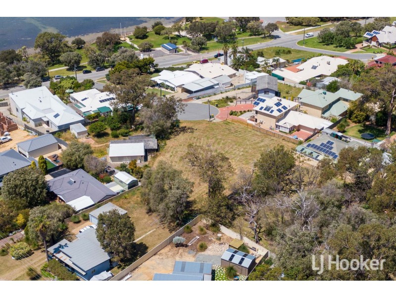 2 Avon Court, Dawesville WA 6211