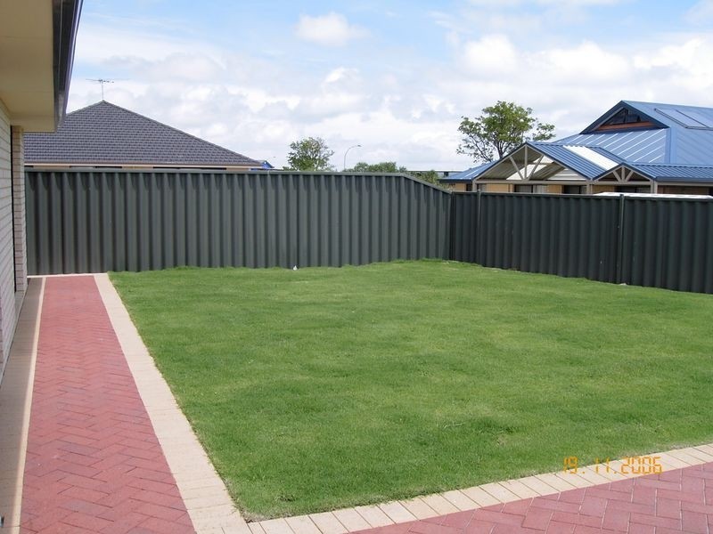 5 Impressions Way, Singleton WA 6175