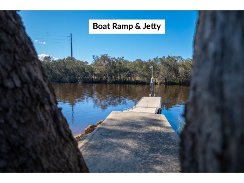 10 Karrul Way, Greenfields WA 6210