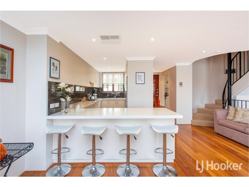 80/18 Port Quays, Wannanup WA 6210