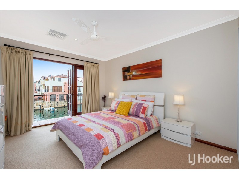 80/18 Port Quays, Wannanup WA 6210