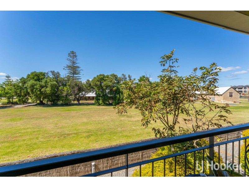 67/20 Apollo Place, Halls Head WA 6210
