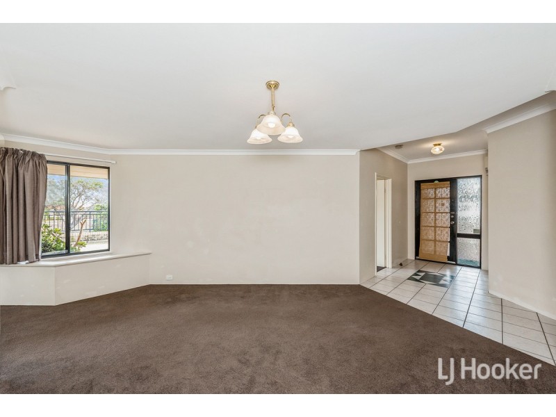 20 Batavia Avenue, Wannanup WA 6210