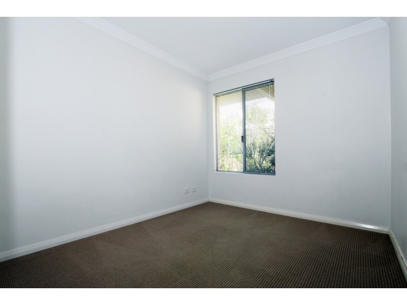 11 Zamia Loop, Wannanup WA 6210