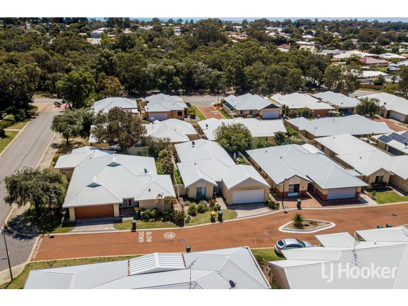 11 Zamia Loop, Wannanup WA 6210