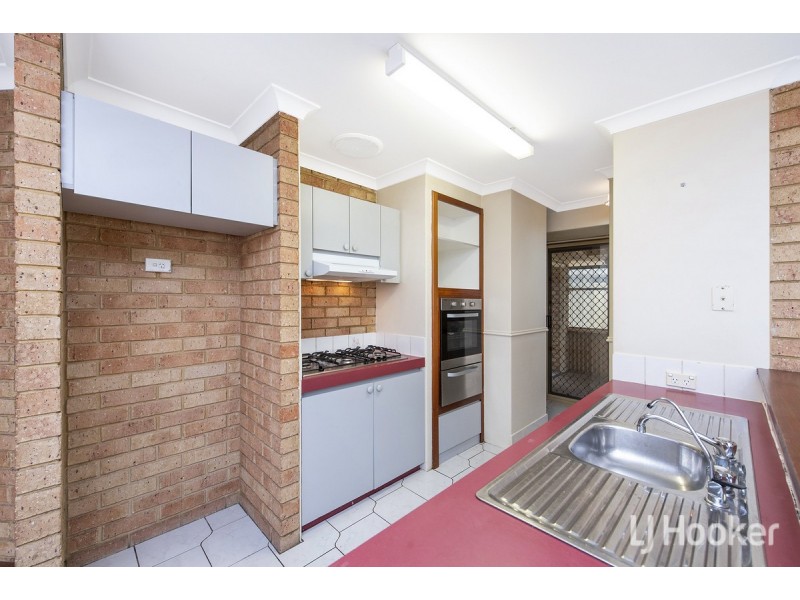 6 Scrubbird Court, Greenfields WA 6210