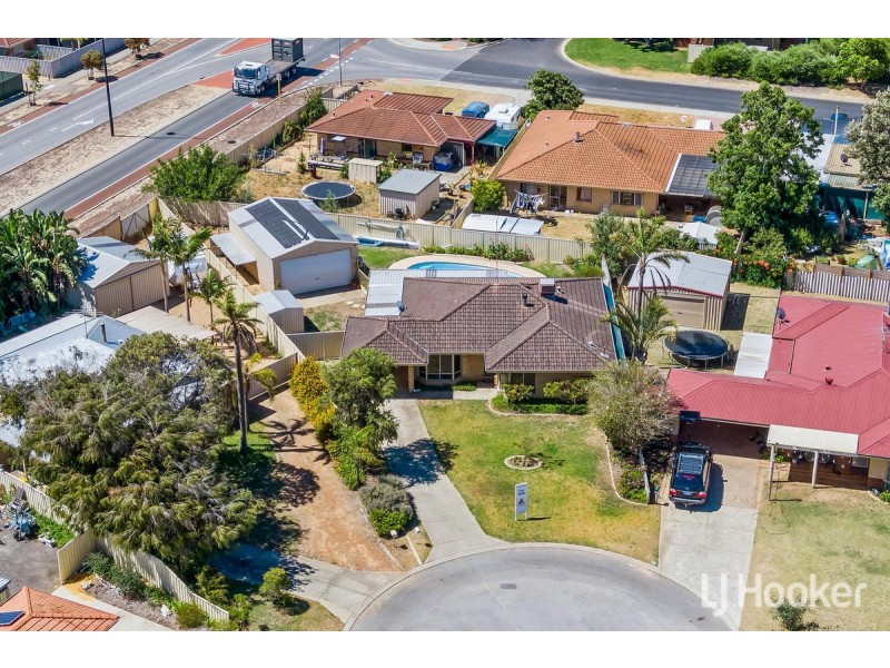 6 Scrubbird Court, Greenfields WA 6210