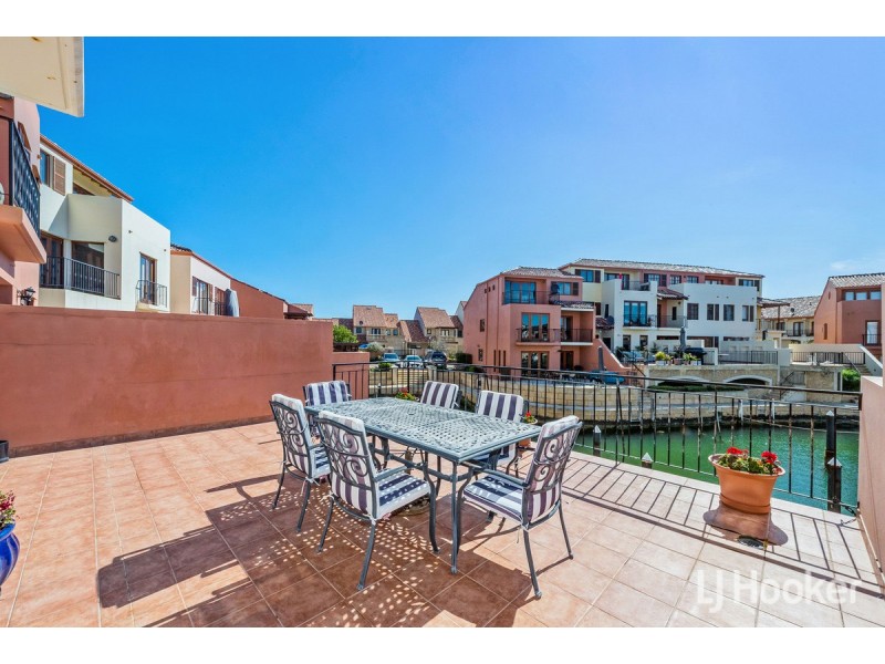 67/18 Port Quays, Wannanup WA 6210