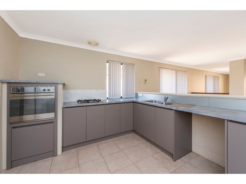 18 Albina Chase, Lakelands WA 6180