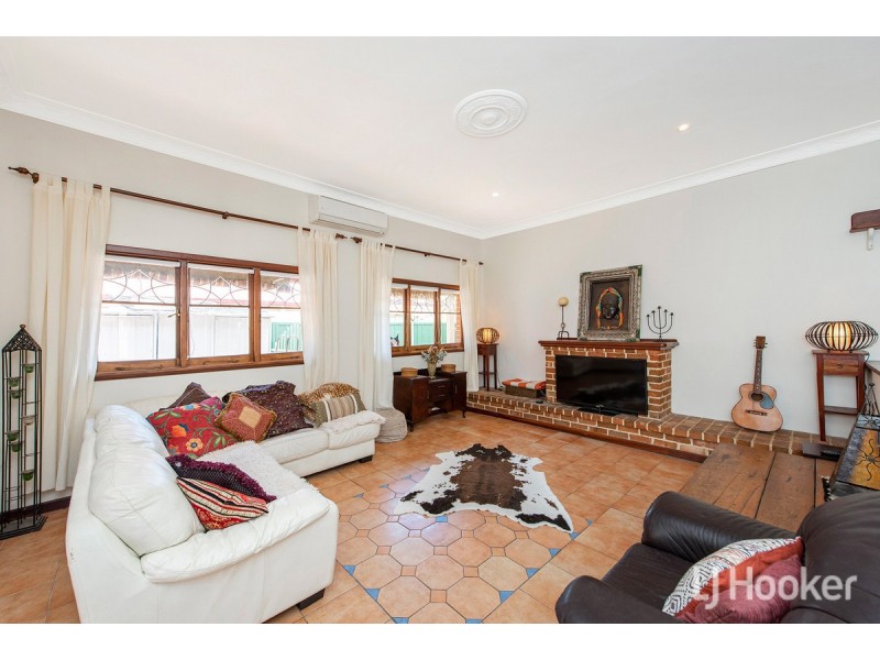 60 Randell Street, Mandurah WA 6210