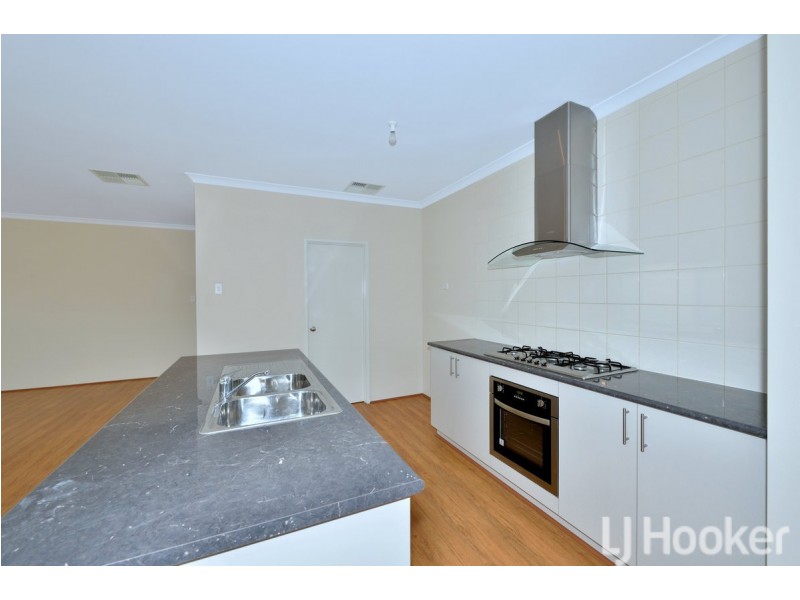 6 Brackenridge Ramble, Meadow Springs WA 6210