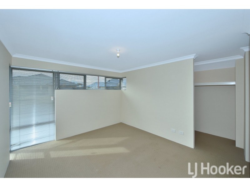 6 Brackenridge Ramble, Meadow Springs WA 6210