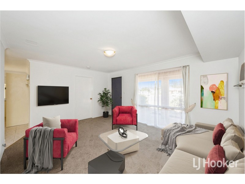 10 Monclair Court, Meadow Springs WA 6210