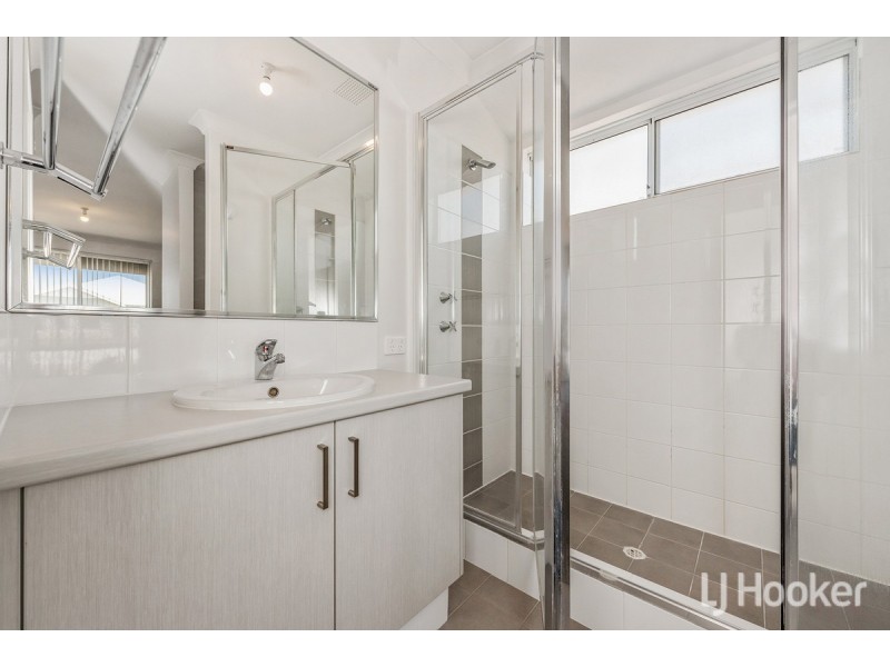 11 Charleston Street, Karnup WA 6176