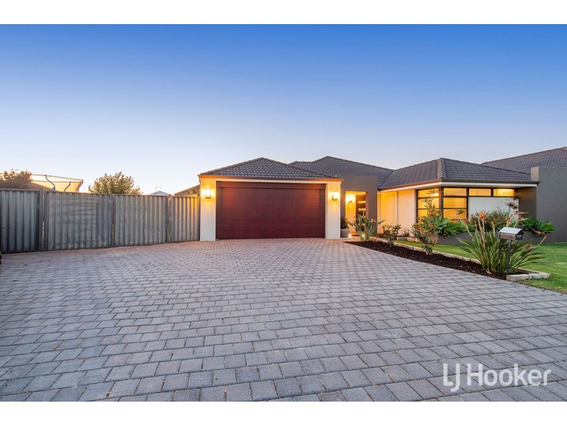 17 Cooeyup Close, Ravenswood WA 6208