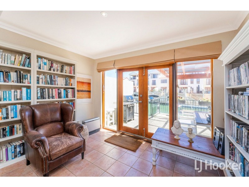 103/18 Port Quays, Wannanup WA 6210