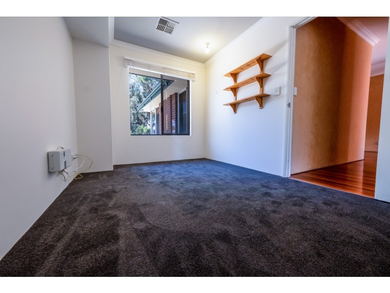 35 Grandmere Parade, Meadow Springs WA 6210