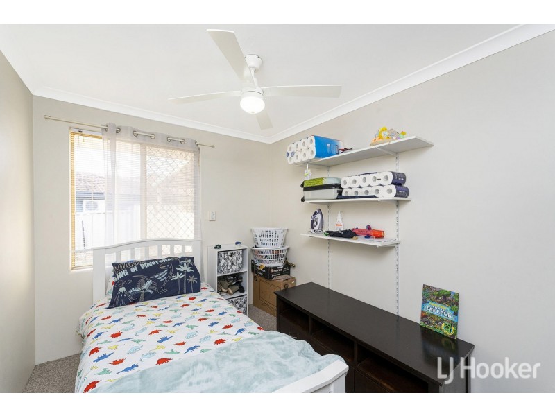 18 Magnolia Rise, Halls Head WA 6210