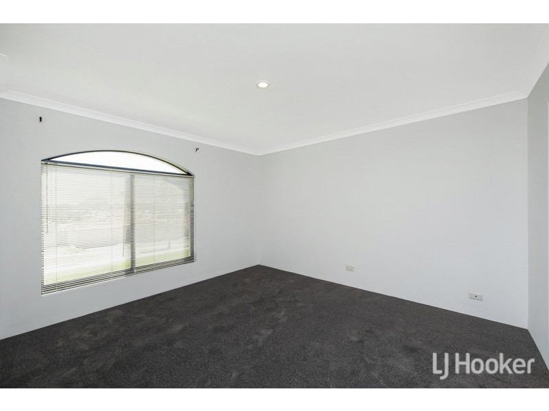 54 Northport Boulevard, Wannanup WA 6210