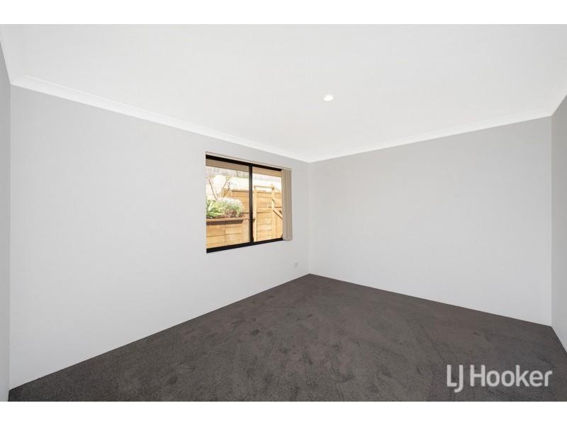 54 Northport Boulevard, Wannanup WA 6210