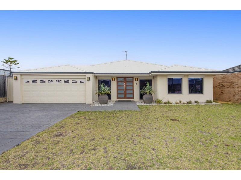 3 Lutea Road, Halls Head WA 6210