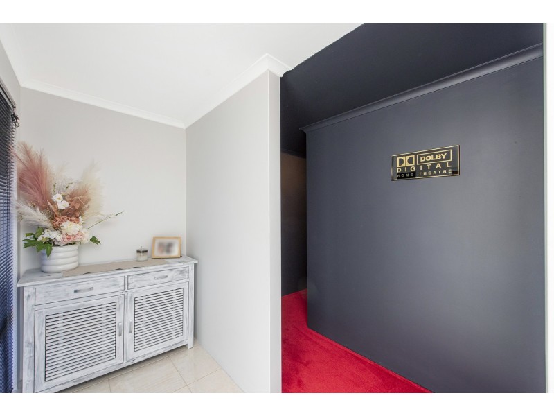 3 Lutea Road, Halls Head WA 6210